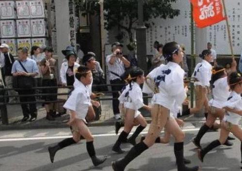 日本光屁节,日本传统祭典的欢乐与温馨