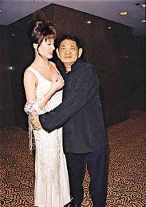 天涯爆料黄任中绯闻视频,黄任中绯闻视频引发热议